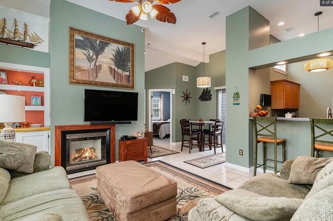 Photo - 203 Lyons Cove Dr