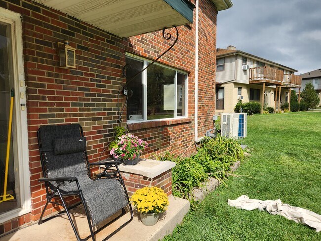 Photo - 5830 Balsam Rd Unit Balsam Apartments #4