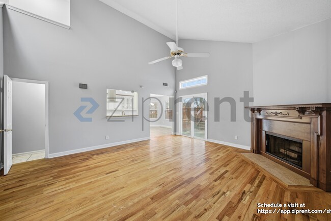 Photo - 2236 Raven Cir