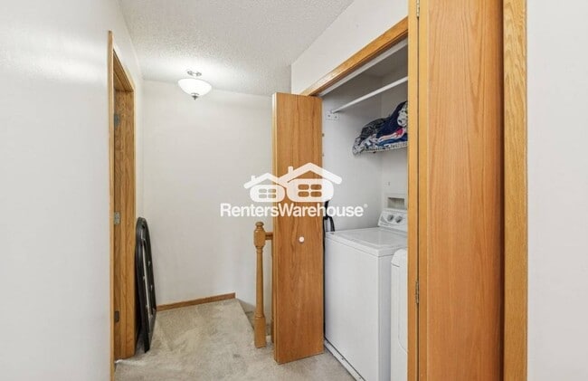 Photo - 8829 Branson Dr