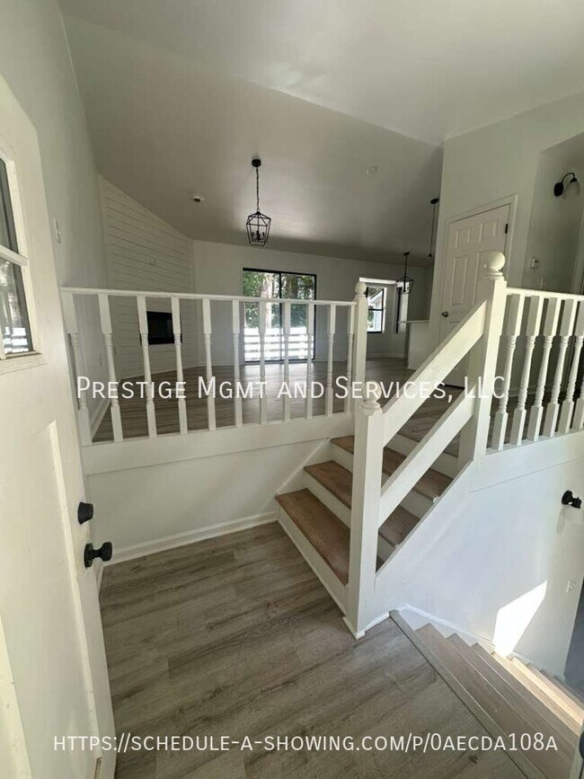 2 Villa Dr Unit D
