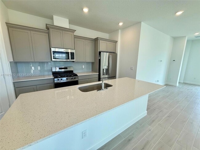 Photo - 19600 Whispering Crk Rd