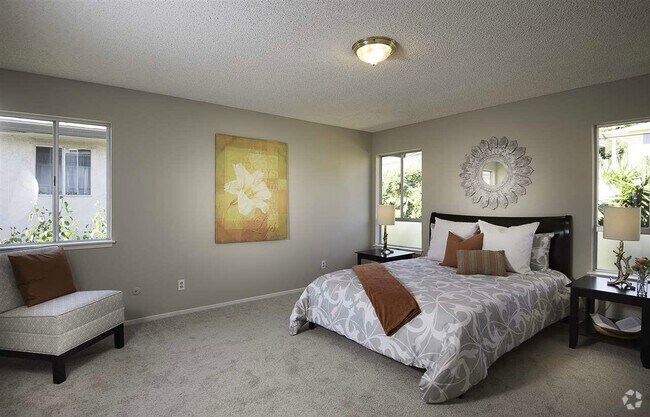 Building Photo - 3010 Broadmoor View Rental