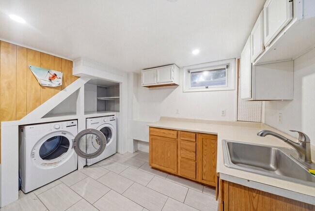Photo - 517 S 13th Ave Unit Main Floor