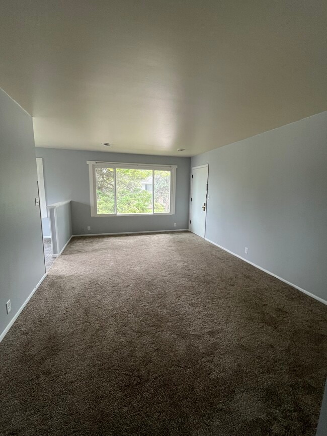 Photo - 3704 Parkway Blvd