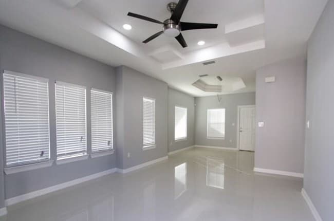 Building Photo - 2614 Primrose Ave Unit 1 Rental