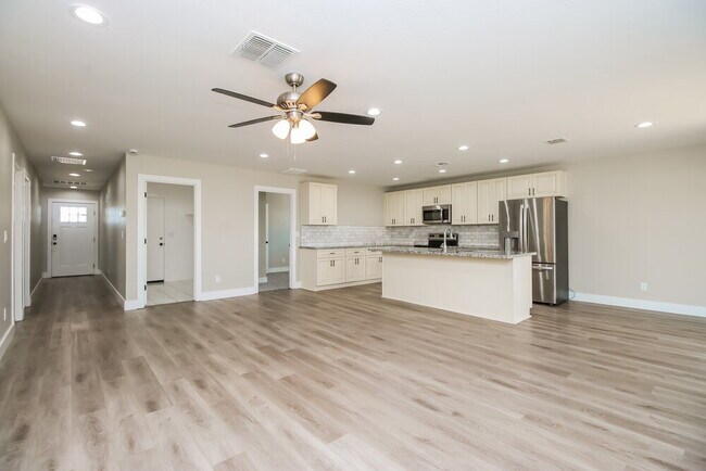 Photo - 5112 S 23rd Ave