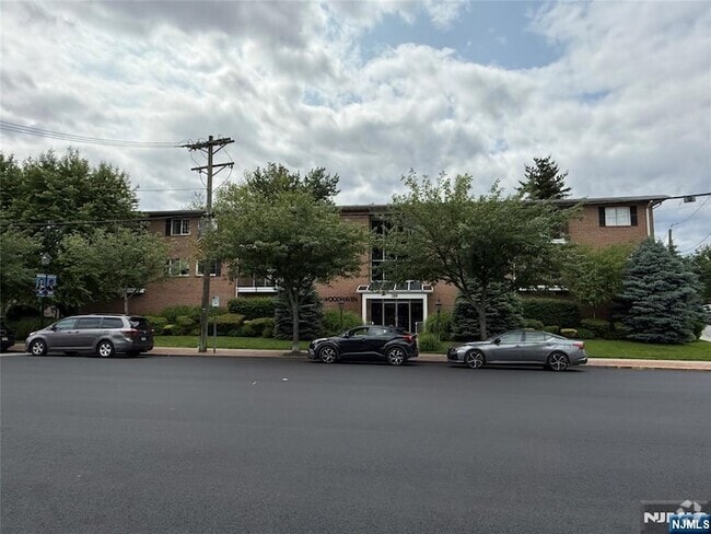 Building Photo - 289 Valley Blvd Unit 2B Rental