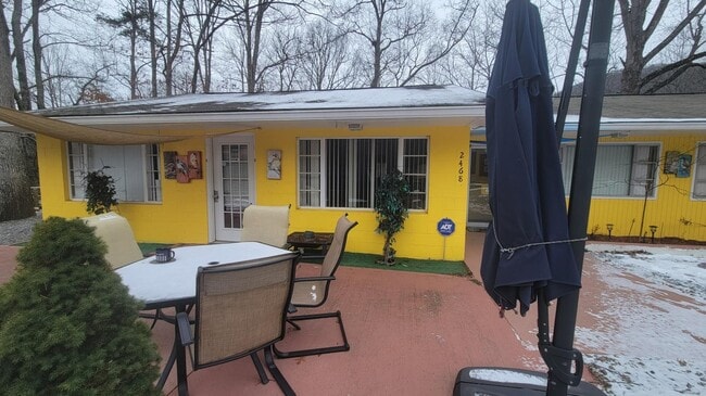 Photo - Studio Apartment