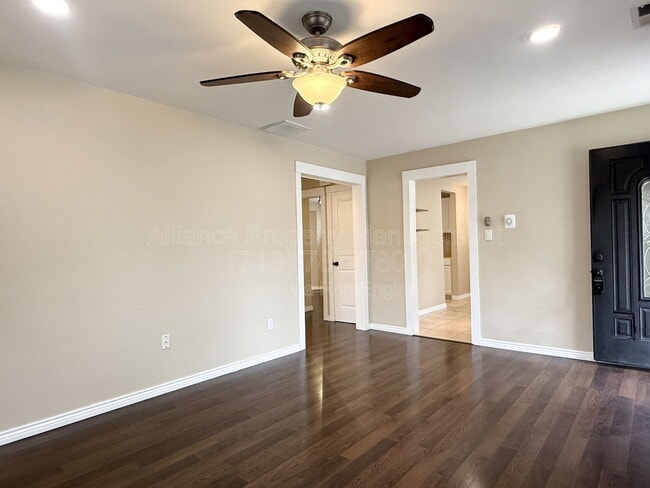 Photo - 1724 Armstrong Ave