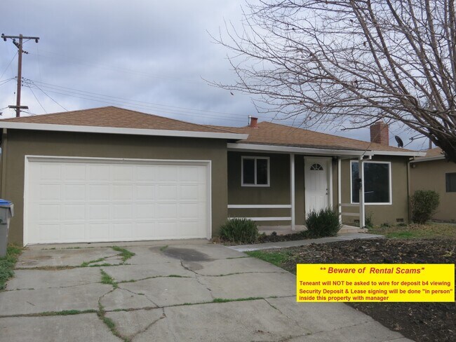 Photo - 1214 Doncaster Way House