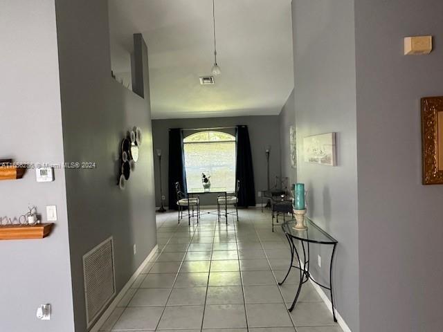 Photo - 10501 SW 17th Ct