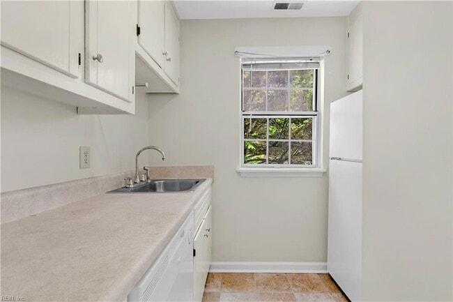 Photo - 6661 Cedar Lake Dr Unidad 6
