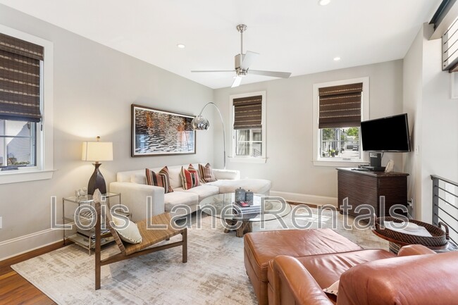 Photo - 19 Brewster Ct