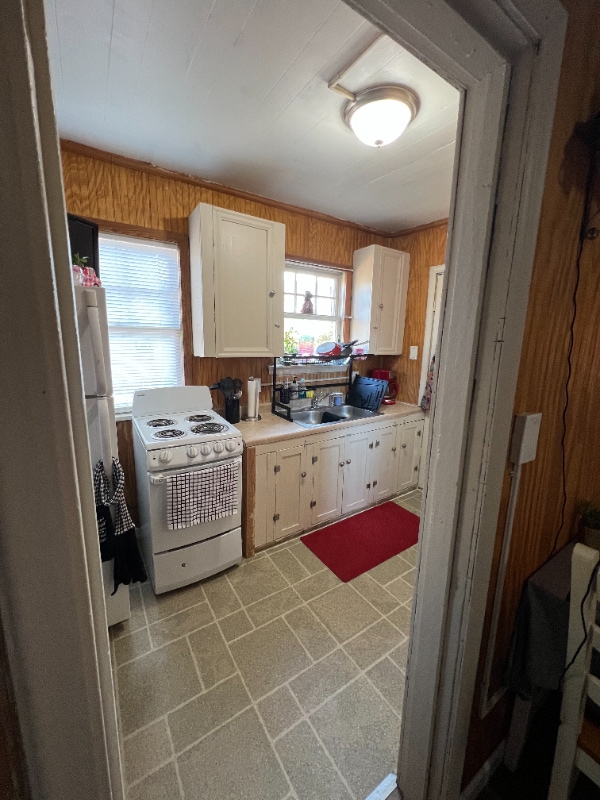 Photo - 484 S Iowa Ave