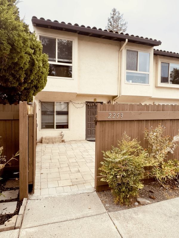 Building Photo - 2253 Kalenda Common Rental