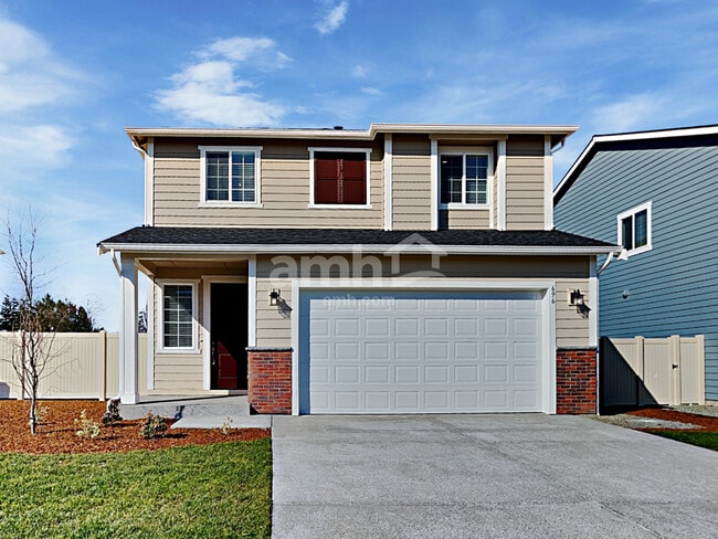 Building Photo - 696 Dudley St Rental