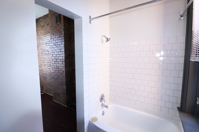 1531 Elm St