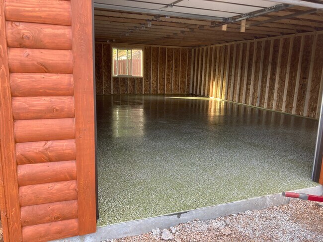 Photo - 4951 Sheridan Lake Rd