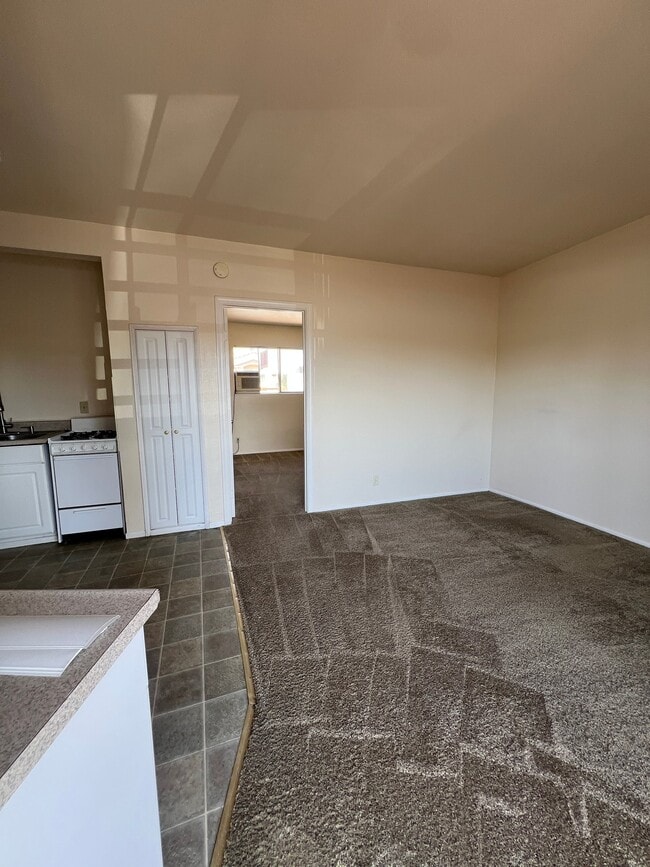 Photo - 5822 Kingman Ave Unidad C