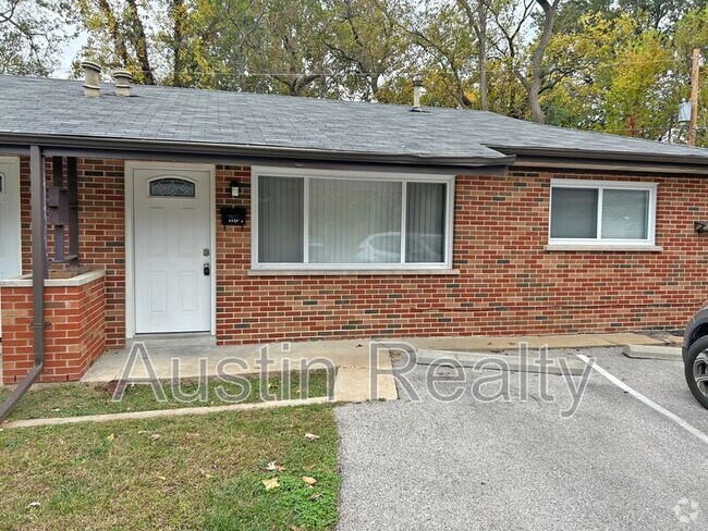 Building Photo - 8630 Burton Ave Unit Apt A