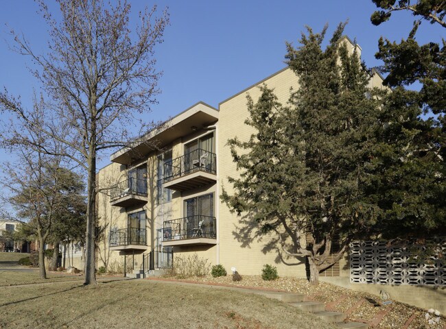 Photo - Glenwood Garden Apartments