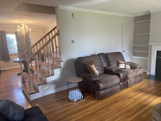 Photo - 1738 E Broad St