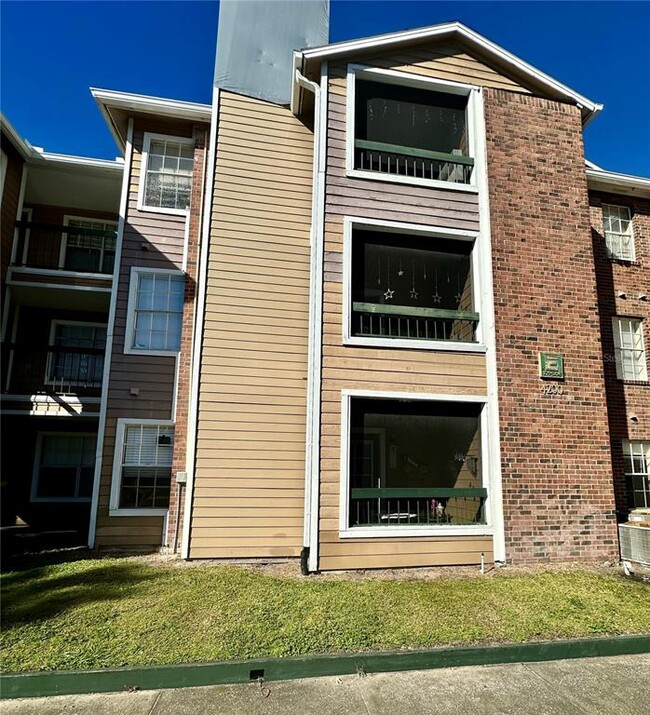 Photo - 4200 Thornbriar Ln Condo Unit E-201