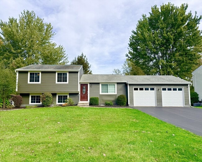 Building Photo - 12 Echodale Ave