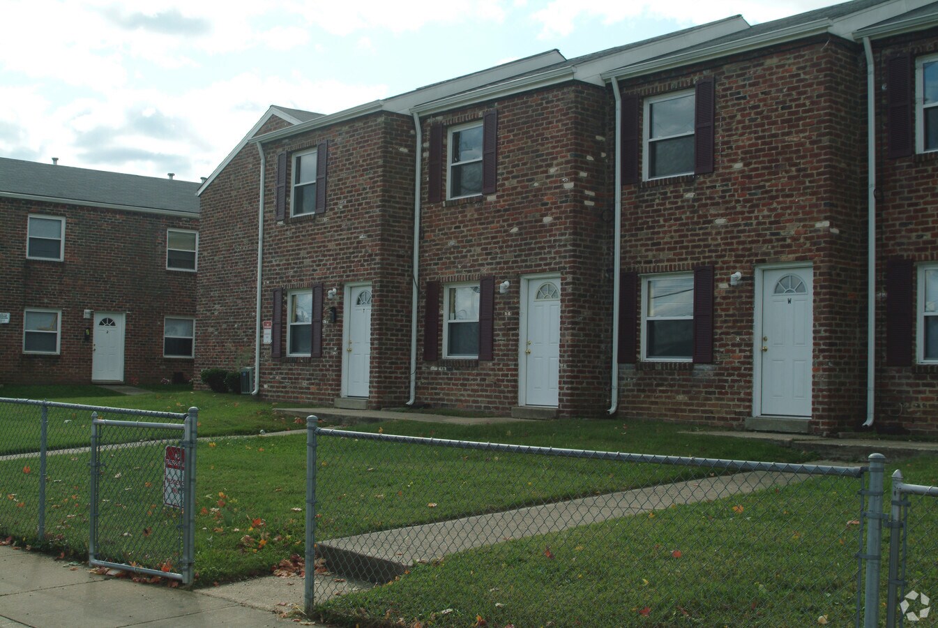 27th Townhomes - 27th Townhomes
