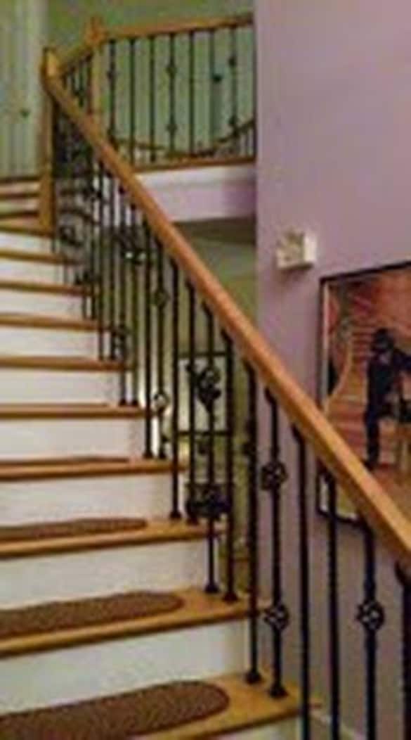 Photo - 832 Monroe Dr NE