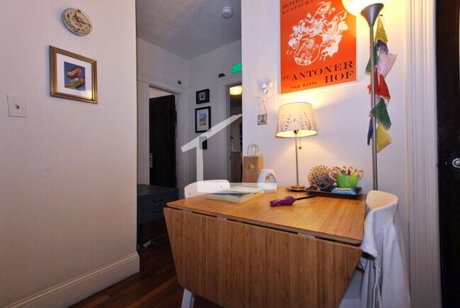 Photo - Studio in Brighton is available now