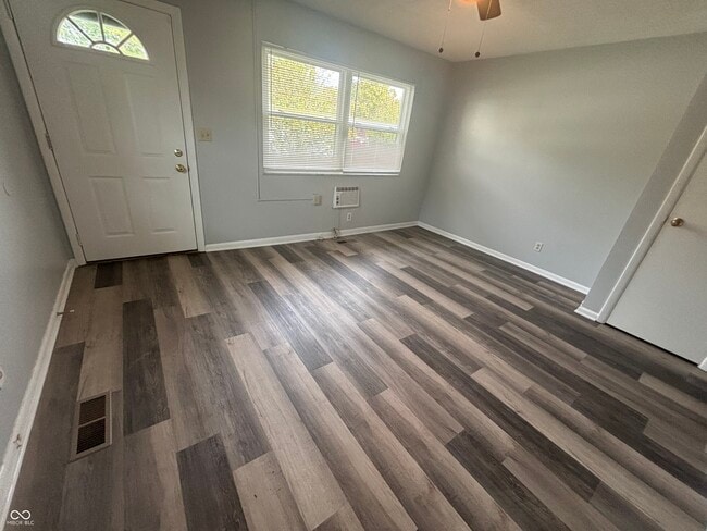 Photo - 6203 E 11th St