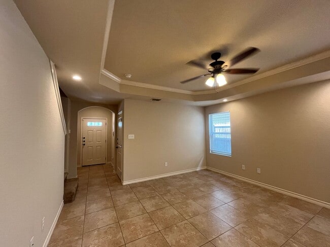 Photo - 6854 Lakeview Dr.