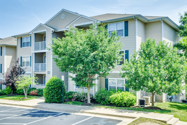 Building Photo - The Landings at Markhams Grant Apartments