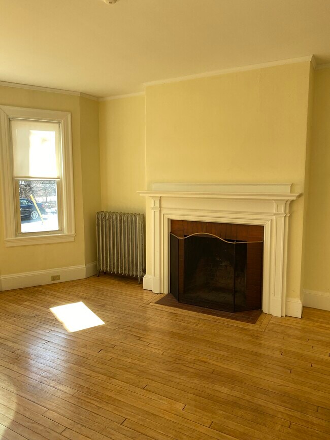 Photo - 91 Washburn Ave Apartments Unit 1