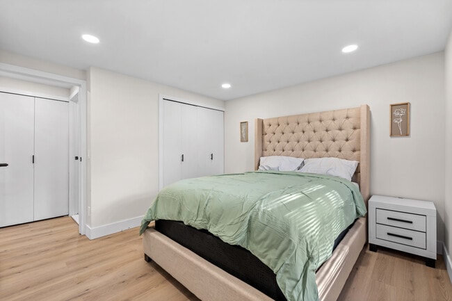 Photo - Heathmoore Villas