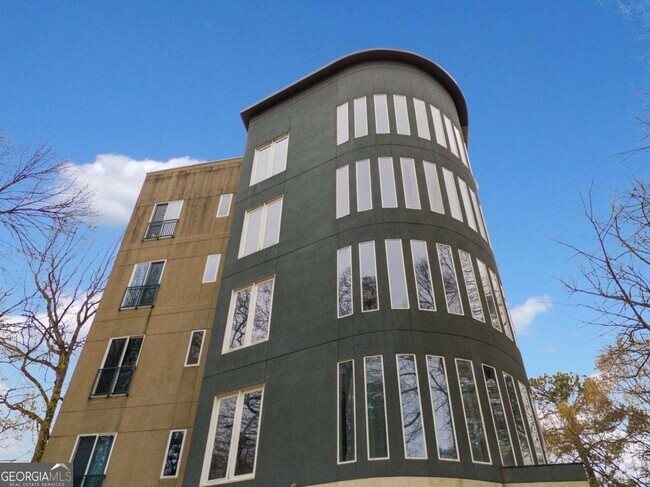 Building Photo - 140 Alden Ave NW Rental