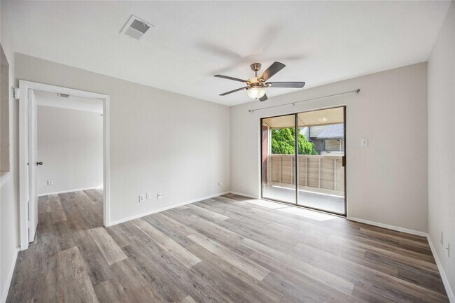 Photo - 15534 Zabolio Dr