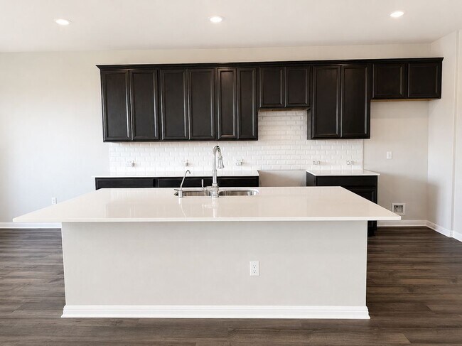 Photo - 2441 Danbury Ln