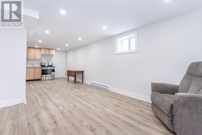 Photo - 65 Drury Ln