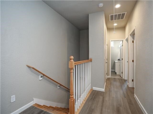 Photo - 707 Garrett St Unit B