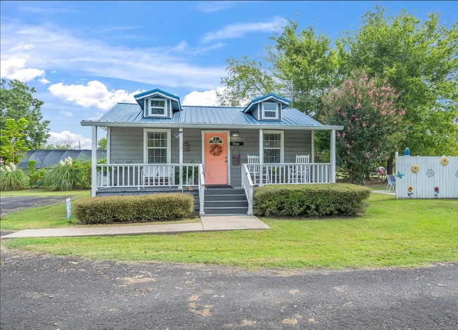 Building Photo - 3403 VZ County Road 1110