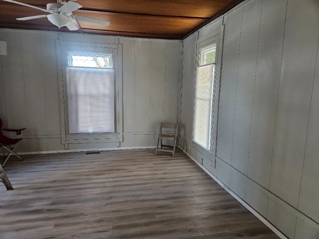 Photo - 1621 Indiana Ave