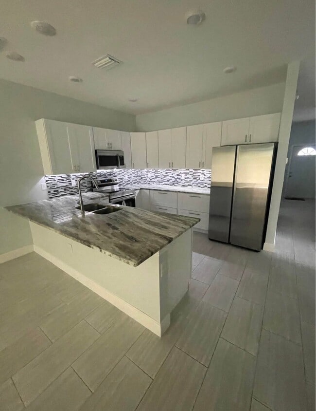 Photo - 5211 24th St SW Unit 5211