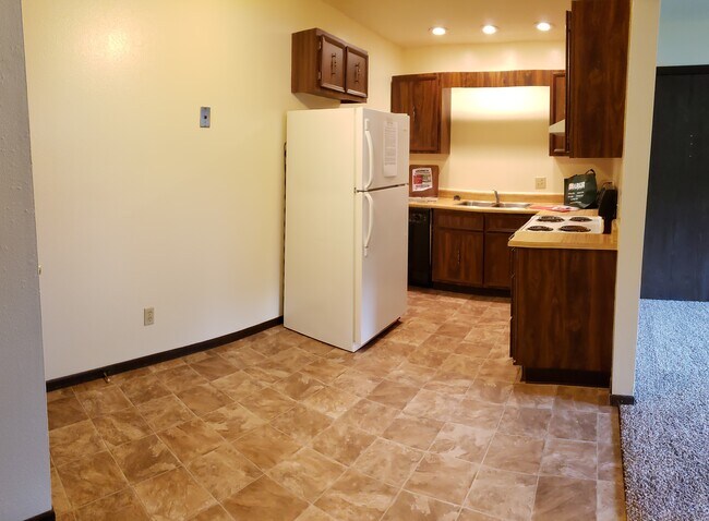 1BR Kitchen