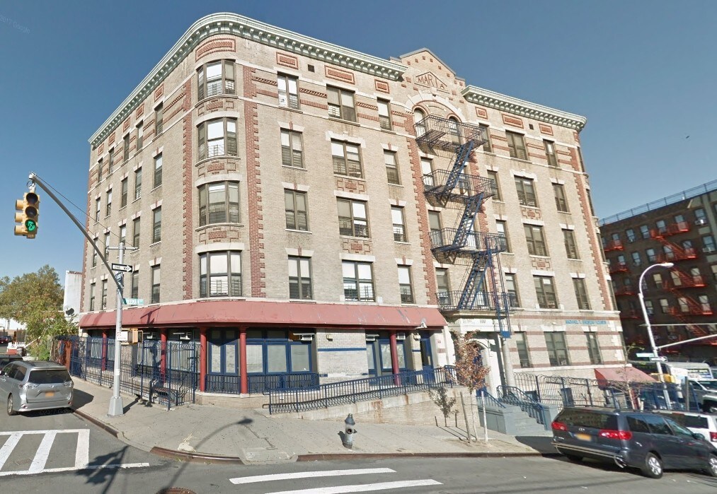 Photo - Seneca Houses