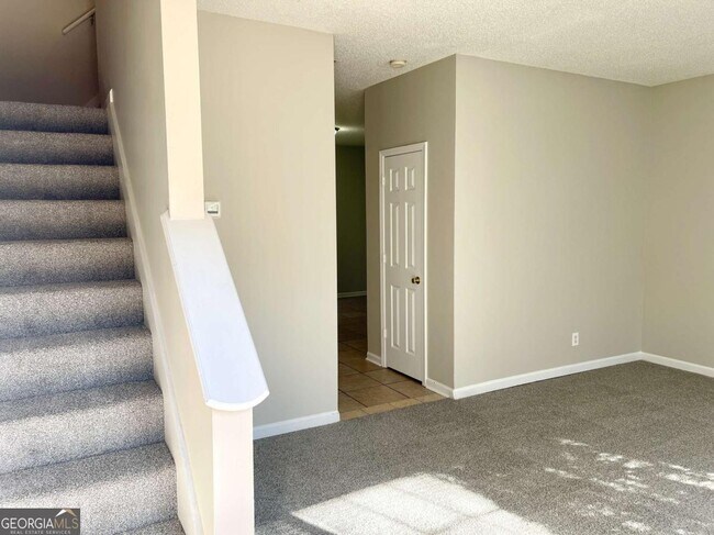 Photo - 6688 Sunset Hills Blvd