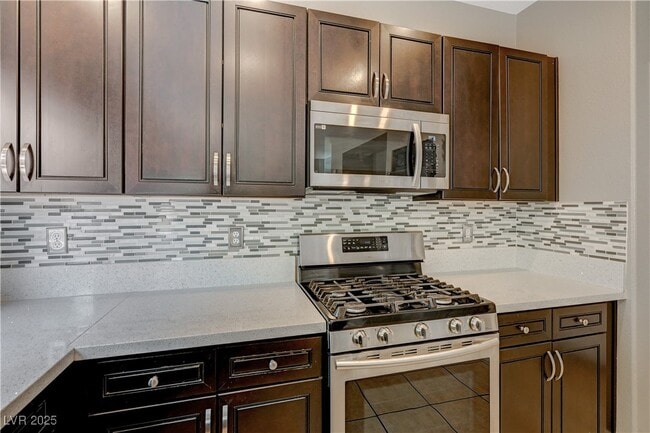 Photo - 971 Whispering Grove Ave