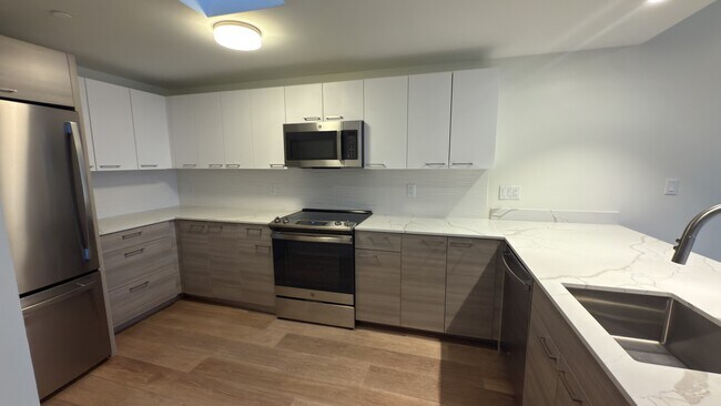 Photo - 1077 Commonwealth Ave Unit 448D